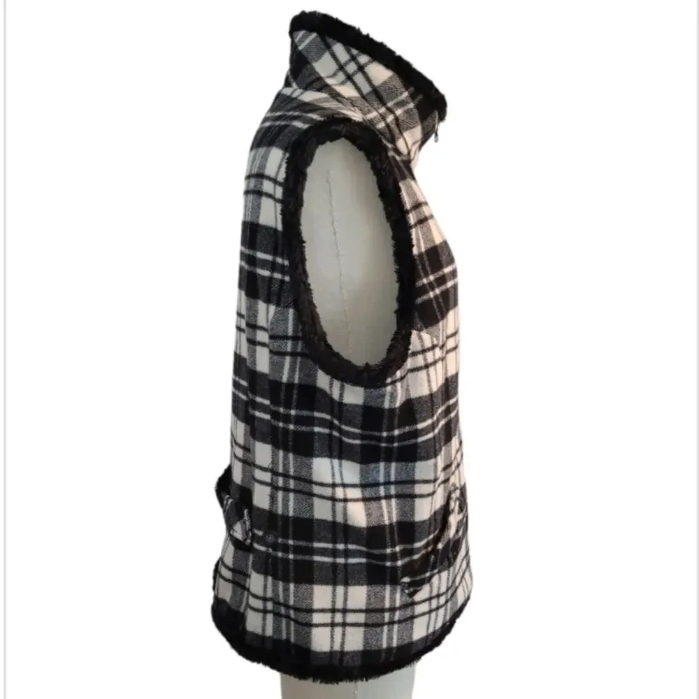 Woolrich Black & White Moccasin Plaid Wool Blend Vest Cozy Layering Piece Size L - Picture 2 of 12